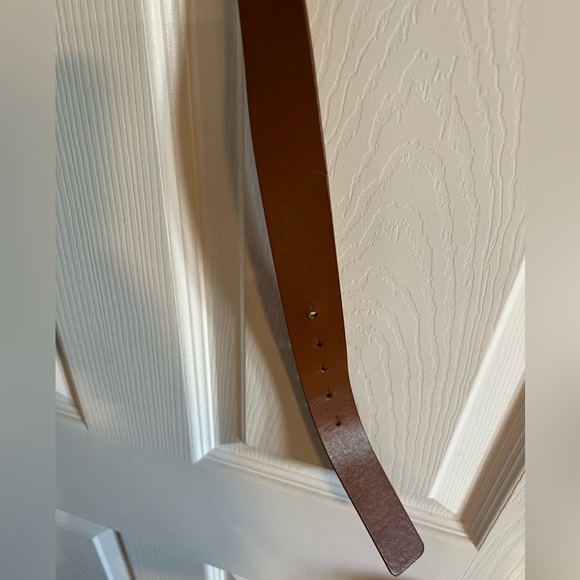 Calvin Klein Brown Leather Belt. Size 10. - Picture 4 of 9